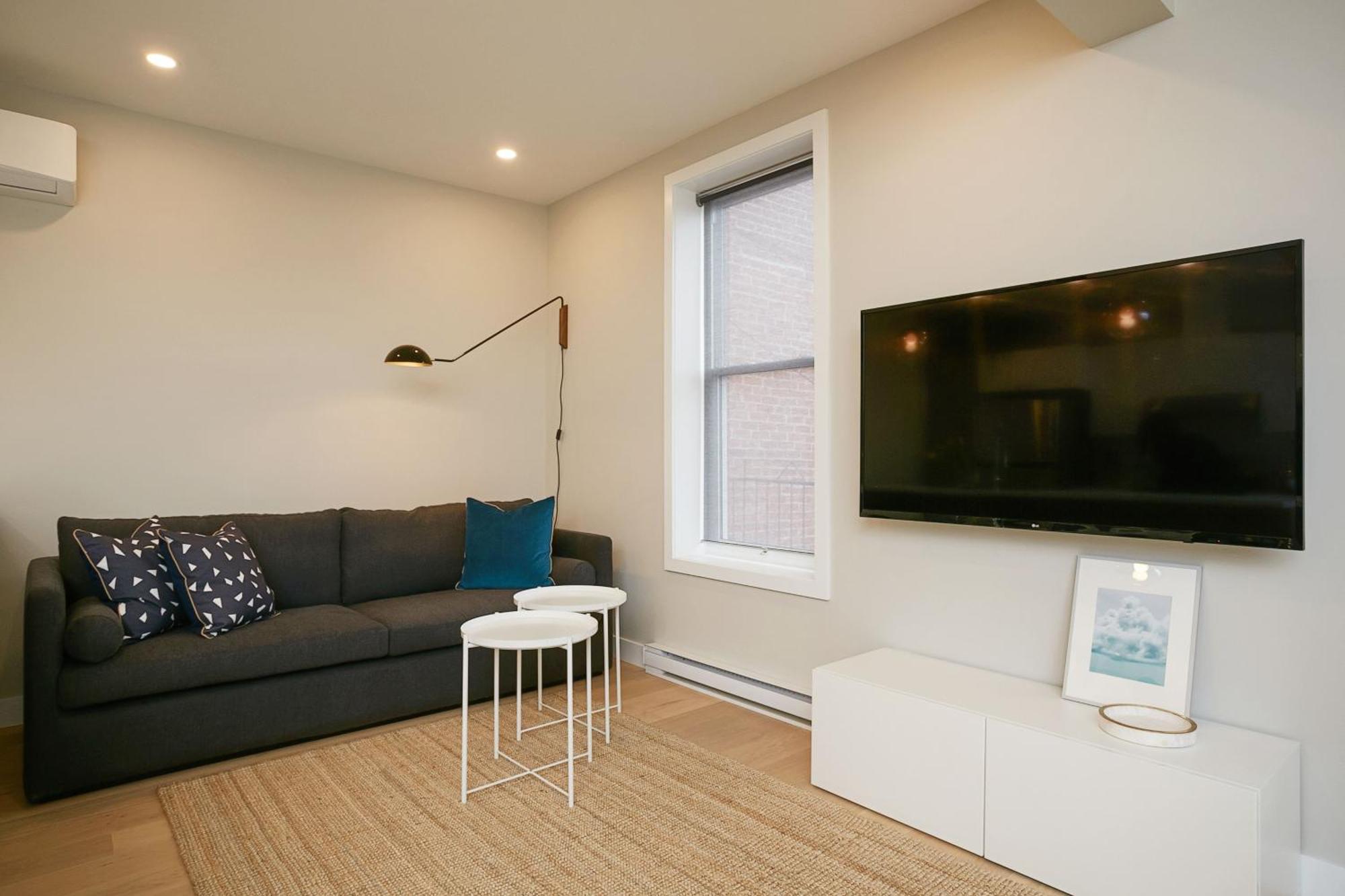Explore Montreal From Sleek Contemporary Apartment By Den Stays 客房 照片